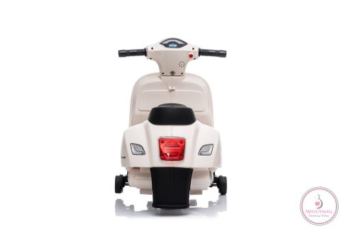 BO VESPA elektromos kismotor GTS Super Sport 6V FEHÉR