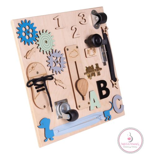 Moni Toys Montessori matatófal kicsi 30x30cm tacskós, KÉSZLETEN A BOLTBAN!