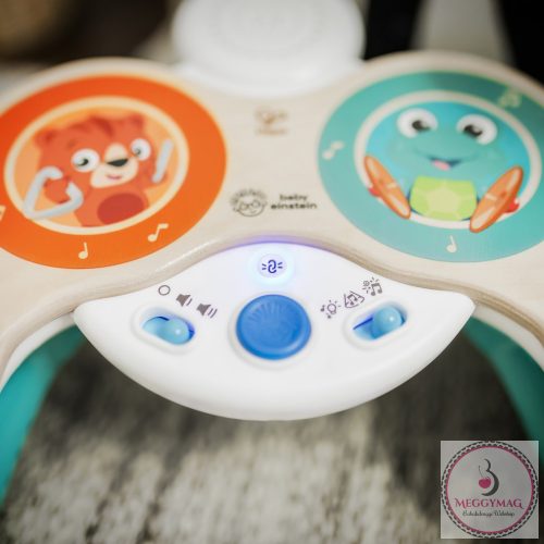 BABY EINSTEIN Zenélő játék dob készlet Together in Tune Drums™ Connected Magic Touch™ HAPE 12hó+