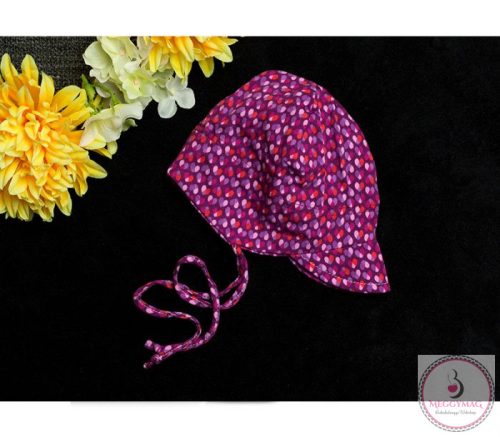 Babasapka Alex – szivecske 40 cm