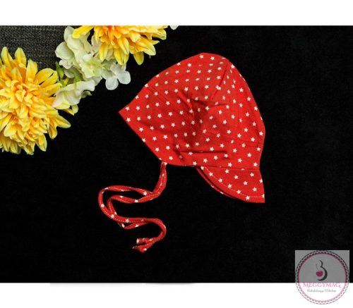 Babasapka Alex – csillagok/piros 40 cm