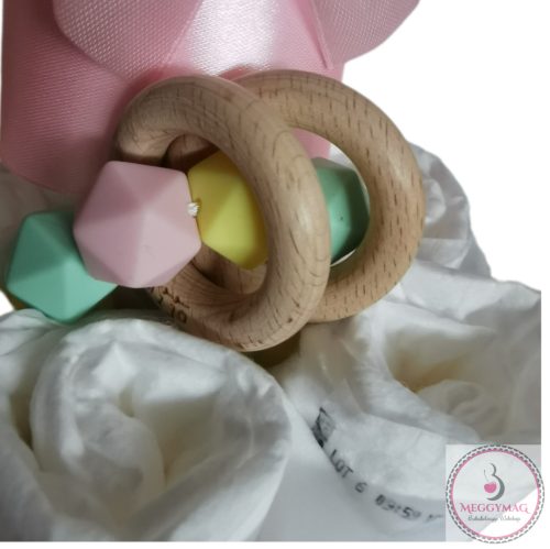 Mini háromszintes pelenkatorta Mimijo rágókával szivárvány