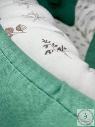 Muszlin–pamut babafészek szett smaragd és levélmintás – pillangópárnával és takaróval! 