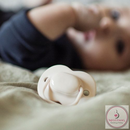 Tommee Tippee játszócumi Cherry latex 2 db 0-6hó