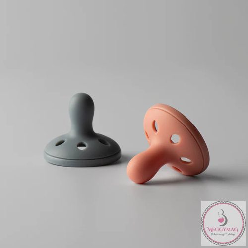 Tommee Tippee nyugtató cumi szilikon Breast-Like anyamell formájú 6-18 hó 2db színes