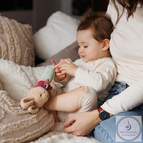 BabyOno sípoló Karolina nyuszi plüss 1682