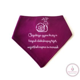 Feliratos nyálkendő