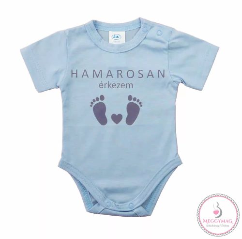 Hamarosan érkezem feliratos baba body, babaváró ajándék, 56-os