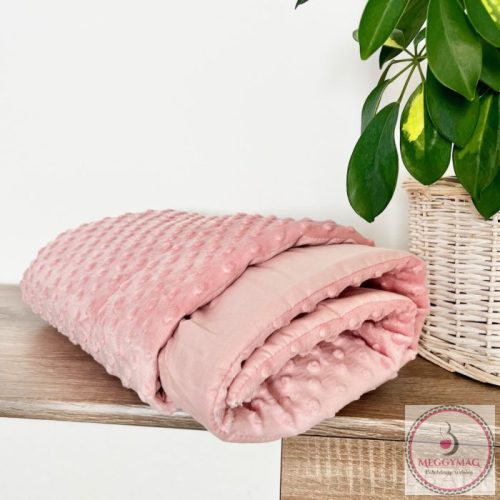 Kétoldalú babatakaró 70×90 cm | Púder rózsaszín pamutvászon, minky, antiallergén töltettel