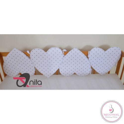 Szívecske párnák kiságyba, 4 darab/szett – D0340 fehér alap szürke csillag