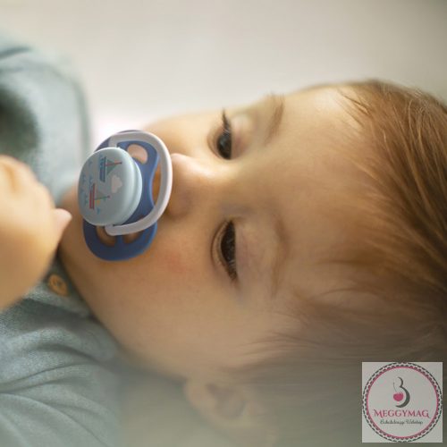 Philips AVENT játszócumi ultra air 6-18hó fiú Text 2db