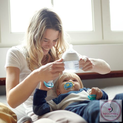 Philips AVENT cumisüveg tanuló Natural Response 150ml