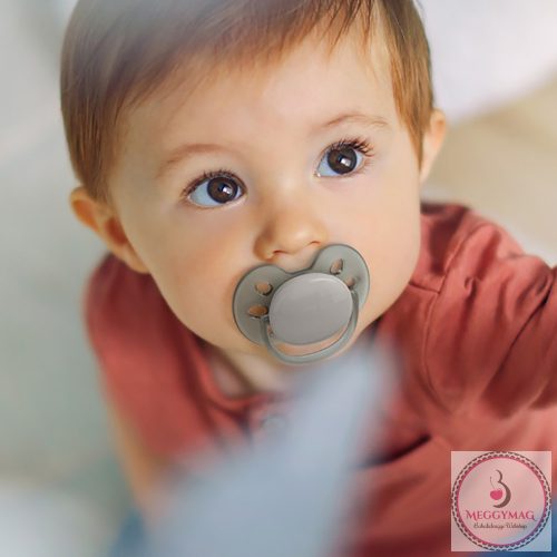 Philips AVENT játszócumi Ultrasoft Premium neutral 6-18hó fiús 2db