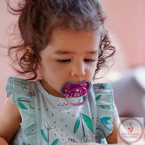 Philips AVENT játszócumi Ultra Air elefántos 18hó lányos 2db