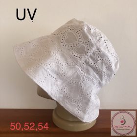   Minimanó nyári kalap (50, 52, 54) - fehér madeirás szívecskés! 