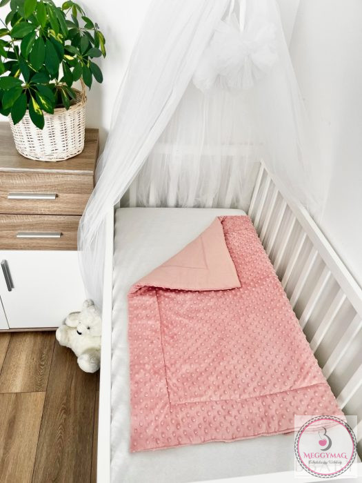 Kétoldalú babatakaró 70×90 cm | Púder rózsaszín pamutvászon, minky, antiallergén töltettel